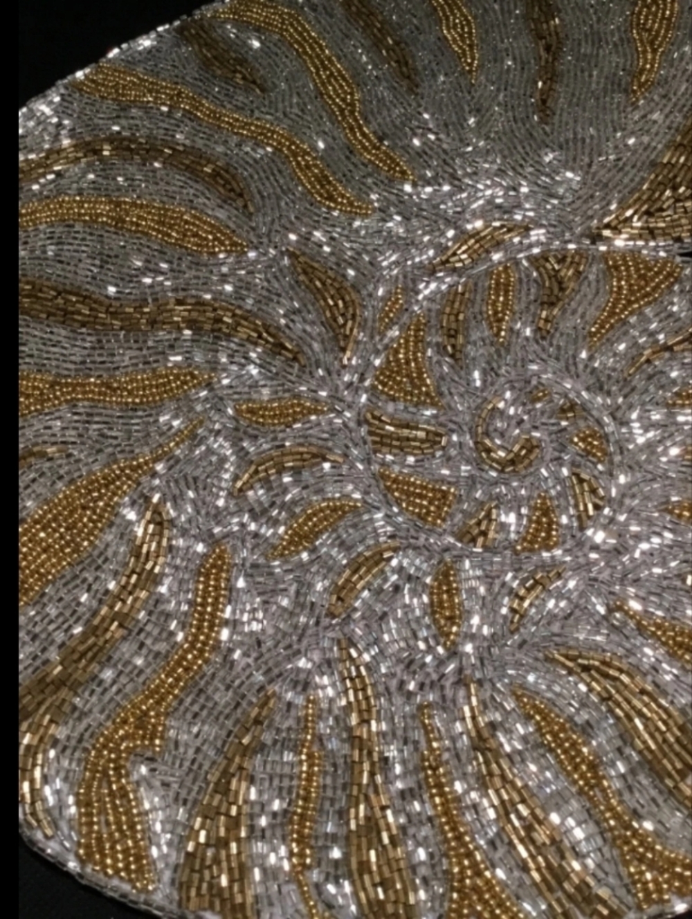 2pc Set Coastal Beaded Placemats Chargers Nautilus Shell Gold Silver Gorgeous - Picture 2 of 7